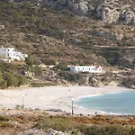 Albatros & Apartamento Lefkos (Karpathos)