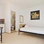 Albatros & Apartamento Lefkos (Karpathos)