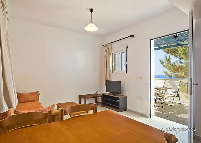 Albatros & شقة Lefkos (Karpathos)