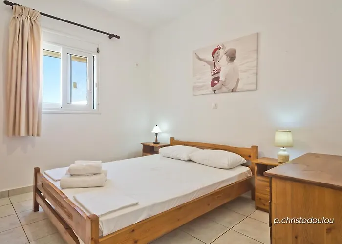 Albatros & Apartment Lefkos (Karpathos)