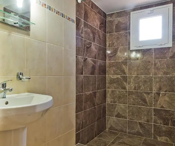 Albatros & Lefkos (Karpathos)