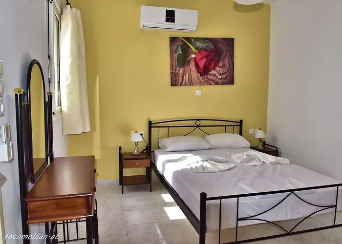 Albatros & * Lefkos (Karpathos)